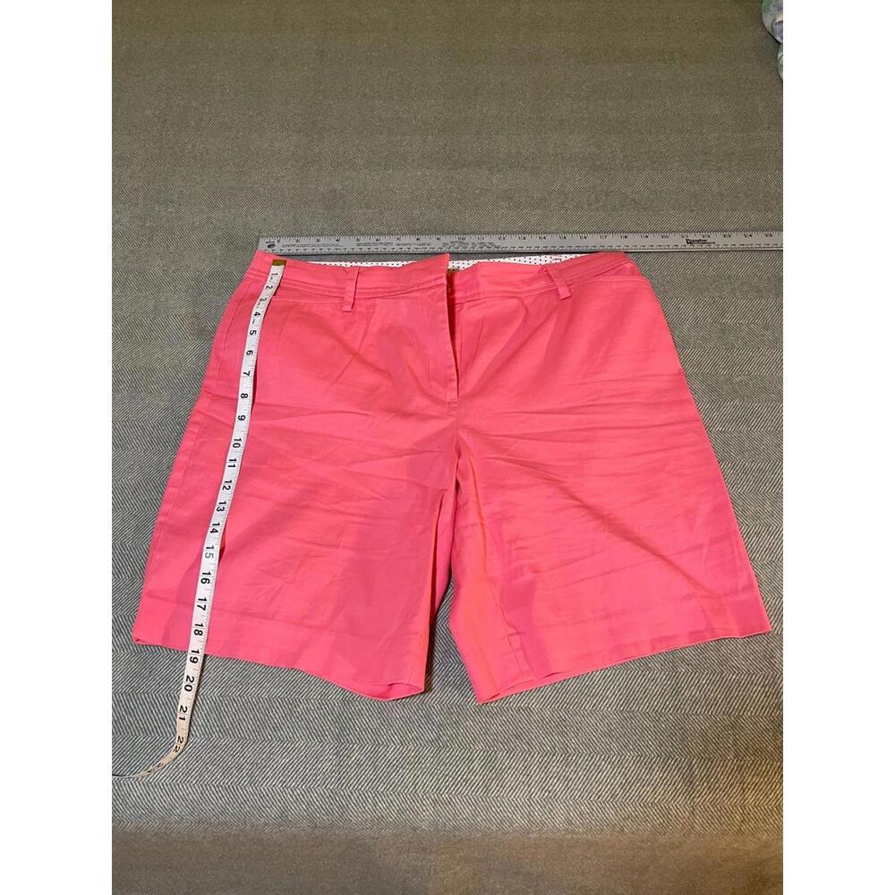 Talbots Salmon Perfect Short 9" - Size 12 - Snazztacular!
